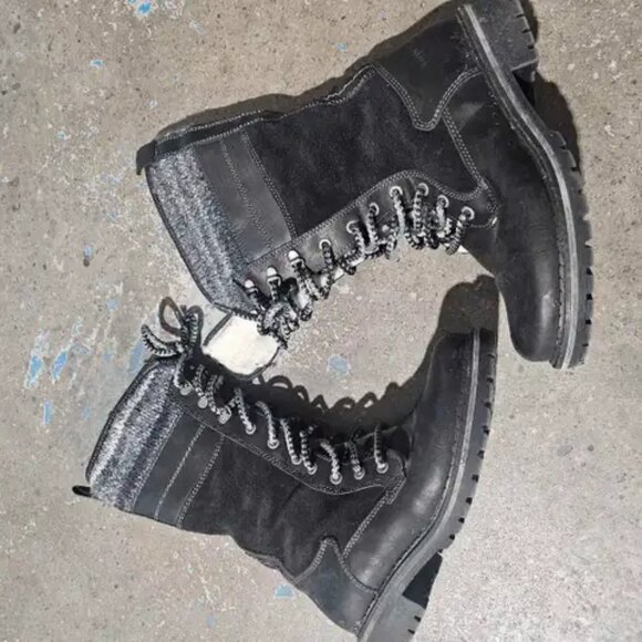 Artica Winter Boots with White Fleece Lining - Picture 4 of 5